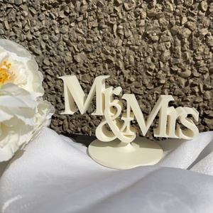 Talpas felirat: Mr and Mrs - Meska.hu