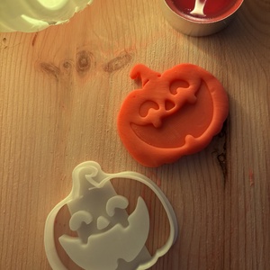 Süti kiszúró / Cookie cutter, Otthon & Életmód, Dekoráció, Halloween, Halloweeni sütikiszúrók, , MESKA