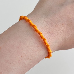 Spirálos karkötő - Orange - Meska.hu