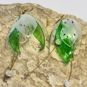 Gyöngyvirág fülbevaló - ékszer - fülbevaló - lógó fülbevaló - Meska.hu