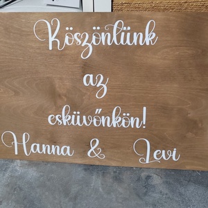 Fa tábla- egyedi felirattal, köszöntő, ültető stb.  - esküvő - dekoráció - tábla & jelzés - Meska.hu