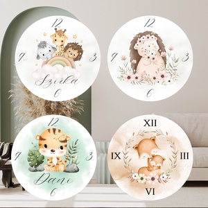 Babaszoba falióra - választható designnal, Otthon & Életmód, Dekoráció, Fali és függő dekoráció, Falióra & óra, Fotó, grafika, rajz, illusztráció, 5db választható design
23cm falióra
Anyaga: MDF, MESKA