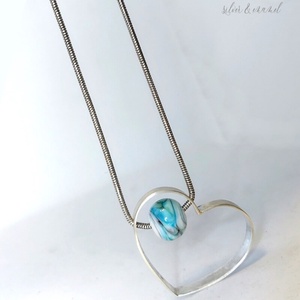 My Valentine - Belső szeretet szív alakú ezüst design medál lámpagyönggyel, ezüst nyakláncon - ékszer - nyaklánc - medálos nyaklánc - Meska.hu