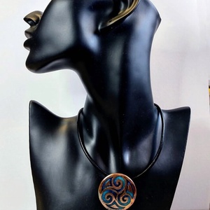 Kelta - Triskelion bronz tűzzománc medál, türkizkék - ékszer - nyaklánc - medálos nyaklánc - Meska.hu