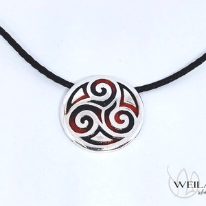 Kelta - Triskelion ezüst tűzzománc medál, vörös-fekete - ékszer - nyaklánc - medálos nyaklánc - Meska.hu