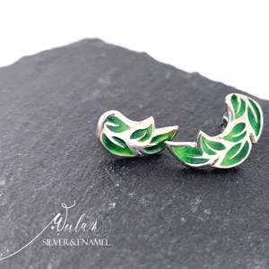 Leaf - Laurus / Babér aszimmetrikus ezüst tűzzománc fülbevaló, zöld - ékszer - fülbevaló - pötty fülbevaló - Meska.hu