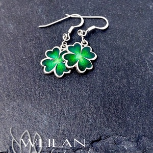 Négylevelű lóhere ezüst tűzzománc fülbevaló, zöld  - ékszer - fülbevaló - lógó fülbevaló - Meska.hu