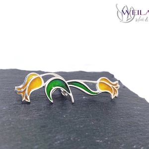 Hej'tulipán - Virágszálam aszimmetrikus ezüst tűzzománc fülbevaló, stiftes kialakítás - narancs-arany-zöld - Meska.hu