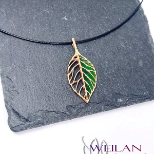 Leaf - Fagus / Bükk bronz tűzzománc medál, zöld - ékszer - nyaklánc - medálos nyaklánc - Meska.hu