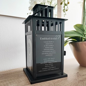 Emlékőrző fekete mécsestartó lámpás  gravírozott üveglappal, Otthon & Életmód, Vallás, Temetkezési tárgy, , MESKA