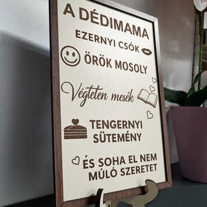 Szülőköszöntő ajándék Anyának  Személyre szabható gravírozott fa tábla puzzle szívvel - otthon & életmód - dekoráció - asztal és polc dekoráció - asztaldísz - Meska.hu