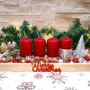 Piros, fehér, rénszarvasos közepes méretű adventi koszorú - Meska.hu