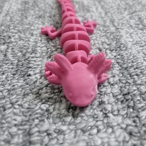 Rózsaszín, hajlékony (artikulált) 3D nyomtatott axolotl  - otthon & életmód - dekoráció - dekoratív figurák és szobrok - Meska.hu