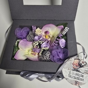 Szülőköszöntő virágbox vegyes - esküvő - emlék & ajándék - szülőköszöntő ajándék - Meska.hu