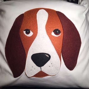 Beagle kutyás párna  /babzsák töltettel/ - otthon & életmód - lakástextil - párna & párnahuzat - Meska.hu