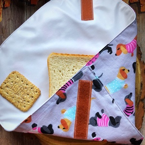 Tacskós öko szendvics csomagoló-textil szalvéta  PUL belsővel - táska & tok - uzsonna- & ebéd tartó - szendvics csomagoló - Meska.hu