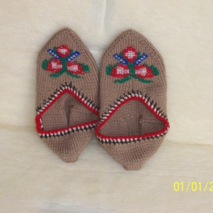 Sváb Pacsker Tutyi, Ruha & Divat, Cipő & Papucs, Papucs, Kötés, MESKA