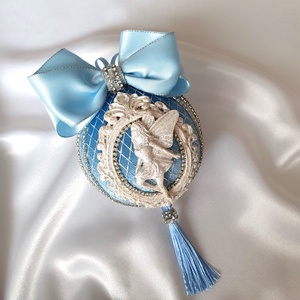 4 db kézzel készített világoskék bársony karácsonyfadísz szett � gömb, szív, medál, csepp strasszokkal ajándékdobozban - karácsony - karácsonyi lakásdekoráció - karácsonyfadíszek - Meska.hu