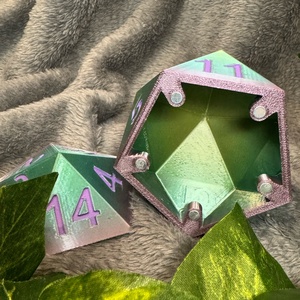 Húszoldalú Kocka tartó doboz - játék & sport - táblajáték és kártyajáték - társasjátékok - Meska.hu