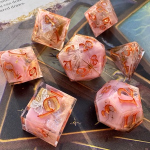 [Pink Tarot] - 7 darabos kocka készlet , Játék & Sport, Táblajáték és Kártyajáték, Társasjátékok, Mindenmás, MESKA