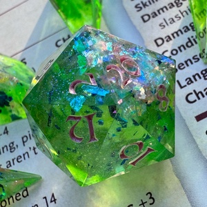 [Emerald Shards]  - szilánk kocka készlet  - játék & sport - táblajáték és kártyajáték - társasjátékok - Meska.hu