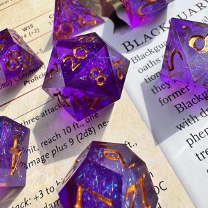 [Wild Magic] - 7 darabos kocka készlet  - játék & sport - táblajáték és kártyajáték - társasjátékok - Meska.hu
