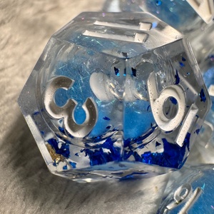 [Ice Blood] - 7 darabos liquid core kocka készlet  - játék & sport - táblajáték és kártyajáték - társasjátékok - dobókocka - Meska.hu