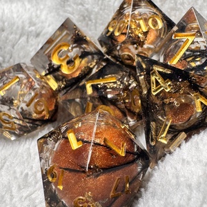 [Divine Blood] - 7 darabos liquid core kocka készlet  - játék & sport - táblajáték és kártyajáték - társasjátékok - Meska.hu