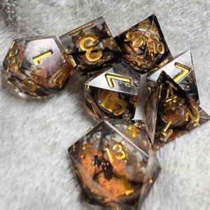 [Divine Blood] - 7 darabos liquid core kocka készlet  - játék & sport - táblajáték és kártyajáték - társasjátékok - Meska.hu