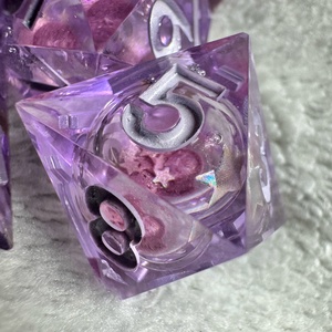 [Witch Blood] - 7 darabos liquid core kocka készlet  - játék & sport - táblajáték és kártyajáték - társasjátékok - Meska.hu