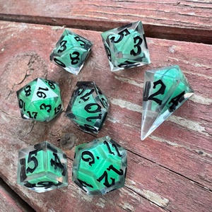 [Pact Magic]  - �witchy kocka készlet  - játék & sport - táblajáték és kártyajáték - társasjátékok - dobókocka - Meska.hu