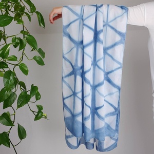 Batiszt stóla, vállkendő, sál, shibori, batik, női - ruha & divat - sál, sapka, kendő - vállkendő - Meska.hu