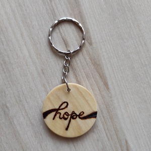 Hope feliratos égetett fa kulcstartó, Táska & Tok, Kulcstartó & Táskadísz, Kulcstartó, Gravírozás, pirográfia, MESKA