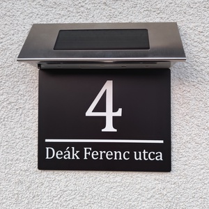 Egyedi Napelemes Világító Házszámtábla LED szalagos - Kültéri Utcanévtábla + Házszám - 4 színben - otthon & életmód - ház & kert - házszám - Meska.hu