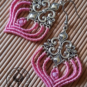 Ornament fülbevaló - rózsaszín, Ékszer, Fülbevaló, Lógó fülbevaló, Csomózás, Ékszerkészítés, MESKA