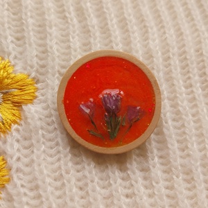 Műgyanta kitűzők - Növényi Talizmánok Kollekció - ékszer - kitűző és bross - kitűző - Meska.hu