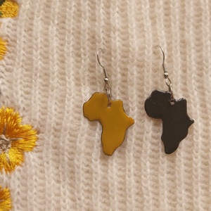 Felemás Afrika Tűzzománc Fülbevaló - ékszer - fülbevaló - lógó fülbevaló - Meska.hu