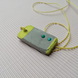 Sárga-türkiz színű beton nyaklánc-KIFUTÓ TERMÉK - ékszer - nyaklánc - medálos nyaklánc - Meska.hu