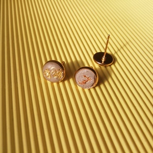 Arany mintázatú beton bedugós fülbevaló , Ékszer, Fülbevaló, Pötty fülbevaló, Ékszerkészítés, MESKA