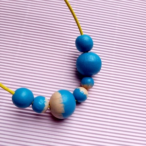 Sárga-türkizkék fagyöngy nyaklánc-KIFUTÓ TERMÉK - ékszer - nyaklánc - bogyós nyaklánc - Meska.hu