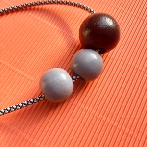 Sötétlila-szürke festett fagyöngy nyaklánc -KIFUTÓ TERMÉK - ékszer - nyaklánc - bogyós nyaklánc - Meska.hu