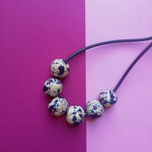 Lila fa bogyós nyaklánc-KIFUTÓ TERMÉK, Ékszer, Nyaklánc, Bogyós nyaklánc, Festett tárgyak, Ékszerkészítés, MESKA