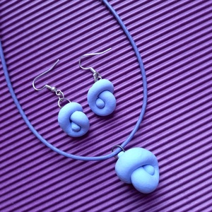 Levendula lila nyaklánc és fülbevaló szett - ékszer - ékszerszett - Meska.hu