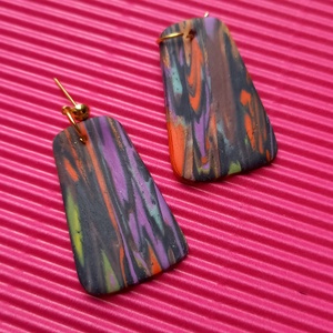 Lógós gyurma fülbevalók színes választékban - ékszer - fülbevaló - lógó fülbevaló - Meska.hu