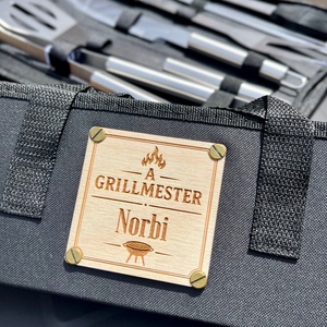 Személyre szabható grill szett névtáblával - otthon & életmód - ház & kert - bográcsozás, grillezés - Meska.hu