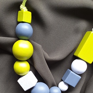 Fa geometrikus nyaklánc - ékszer - nyaklánc - bogyós nyaklánc - Meska.hu