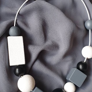 Fa geometrikus nyaklánc, Ékszer, Nyaklánc, Bogyós nyaklánc, Ékszerkészítés, Famegmunkálás, MESKA