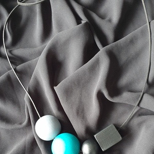 Fa nyaklánc, Ékszer, Nyaklánc, Bogyós nyaklánc, Ékszerkészítés, Famegmunkálás, MESKA