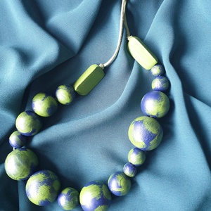 Fa  aszimetrikus nyaklánc - ékszer - nyaklánc - bogyós nyaklánc - Meska.hu