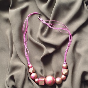 Fa nyaklánc, Ékszer, Nyaklánc, Bogyós nyaklánc, Ékszerkészítés, Famegmunkálás, MESKA